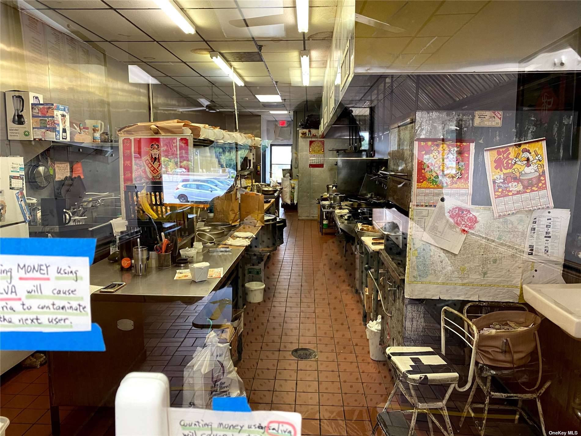 Turn Key Successful Chinese Restaurant located on Prime Shopping Center in Heart Of Selden.