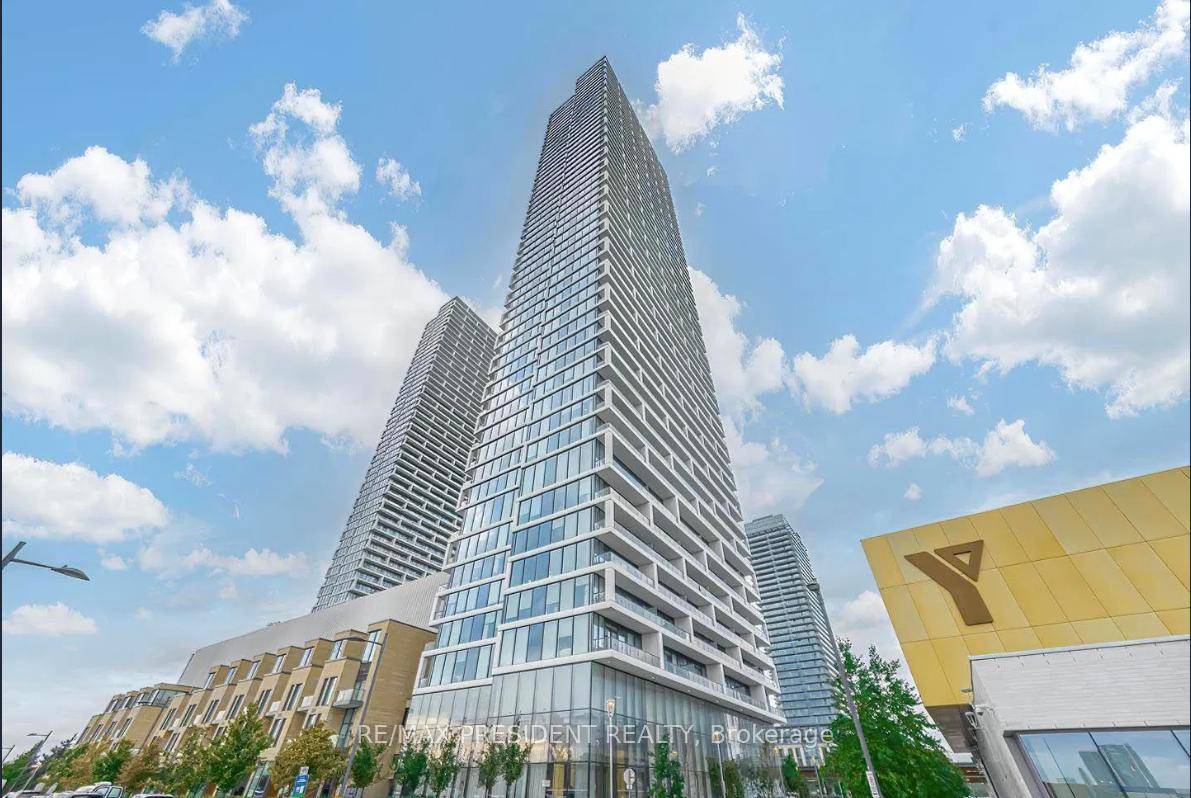 New amp ; Modern Unit In The Exciting Transit City 2 Comes With 3 Bedrooms And 2 Washrooms On Level 50.