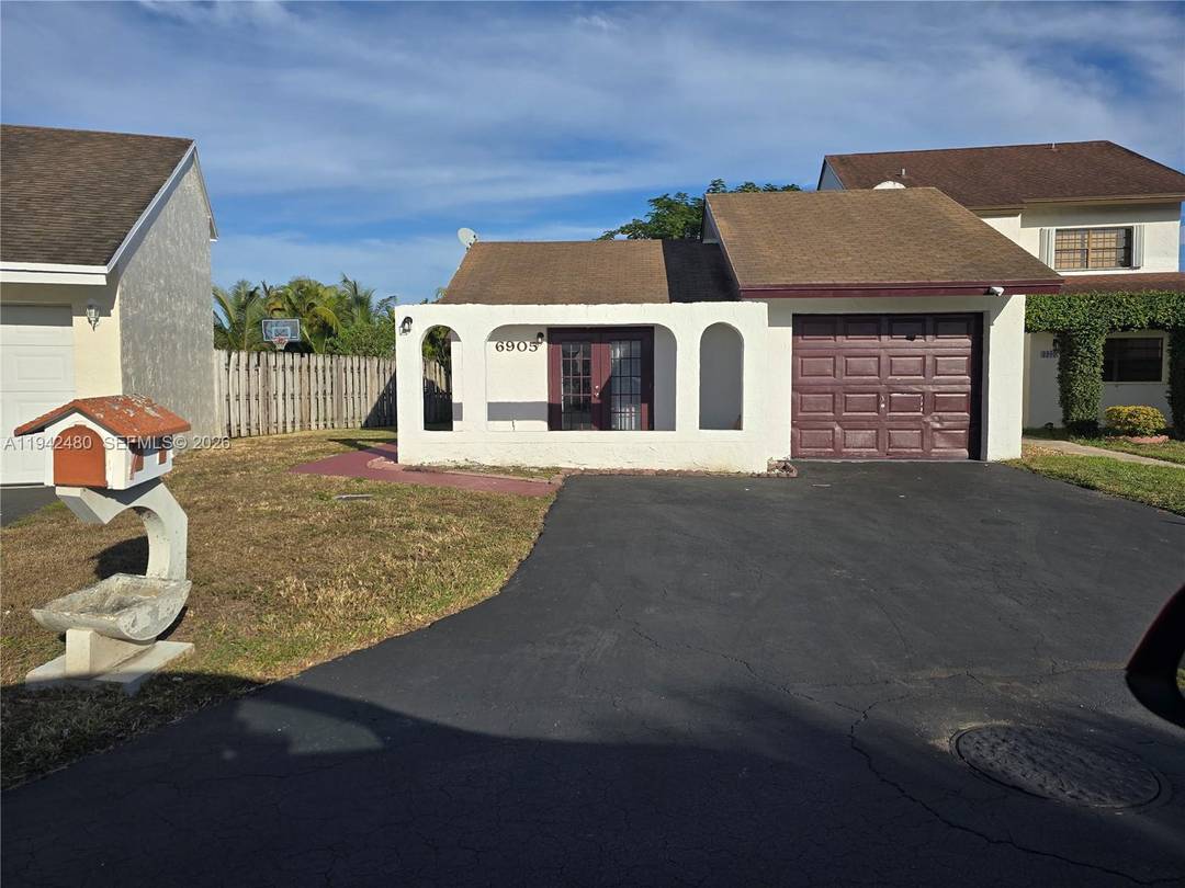 Beautiful 3 bedroom, 2 bathroom home located in the heart of Kendall at 6905 SW 104th Court.