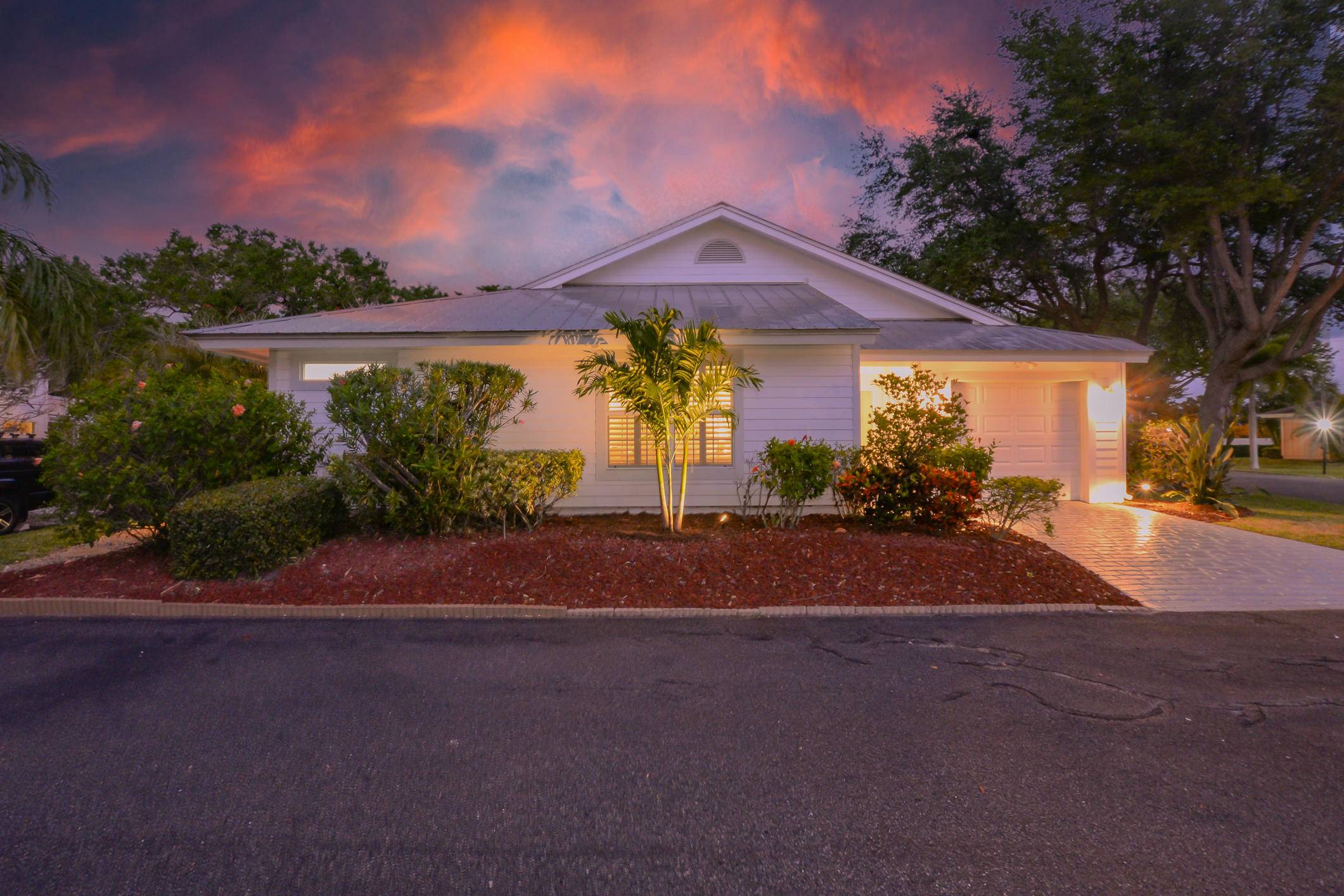 Exceptional Opportunity in Paradise !