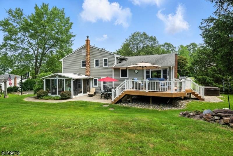 A beautiful home awaits you in this quiet, Union Hill neighborhood !