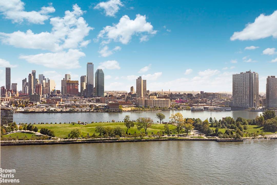 ELEVATE YOUR LIVING EXPERIENCE How would you like to wake up every morning to this breathtaking, panoramic view of the East River from the 20th floor in one of Sutton ...