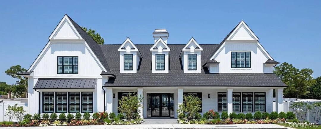 Welcome to The Seasons at East Northport A Grand New Beginning Discover elevated living at The Seasons at East Northport, a premier 55 condominium community ideally located in the vibrant ...