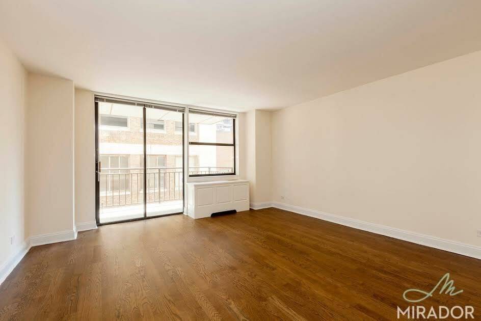 New York Tower is a 38 story luxury high rise at 330 East 39th Street in Murray Hill, exclusively represented by Mirador Real Estate.