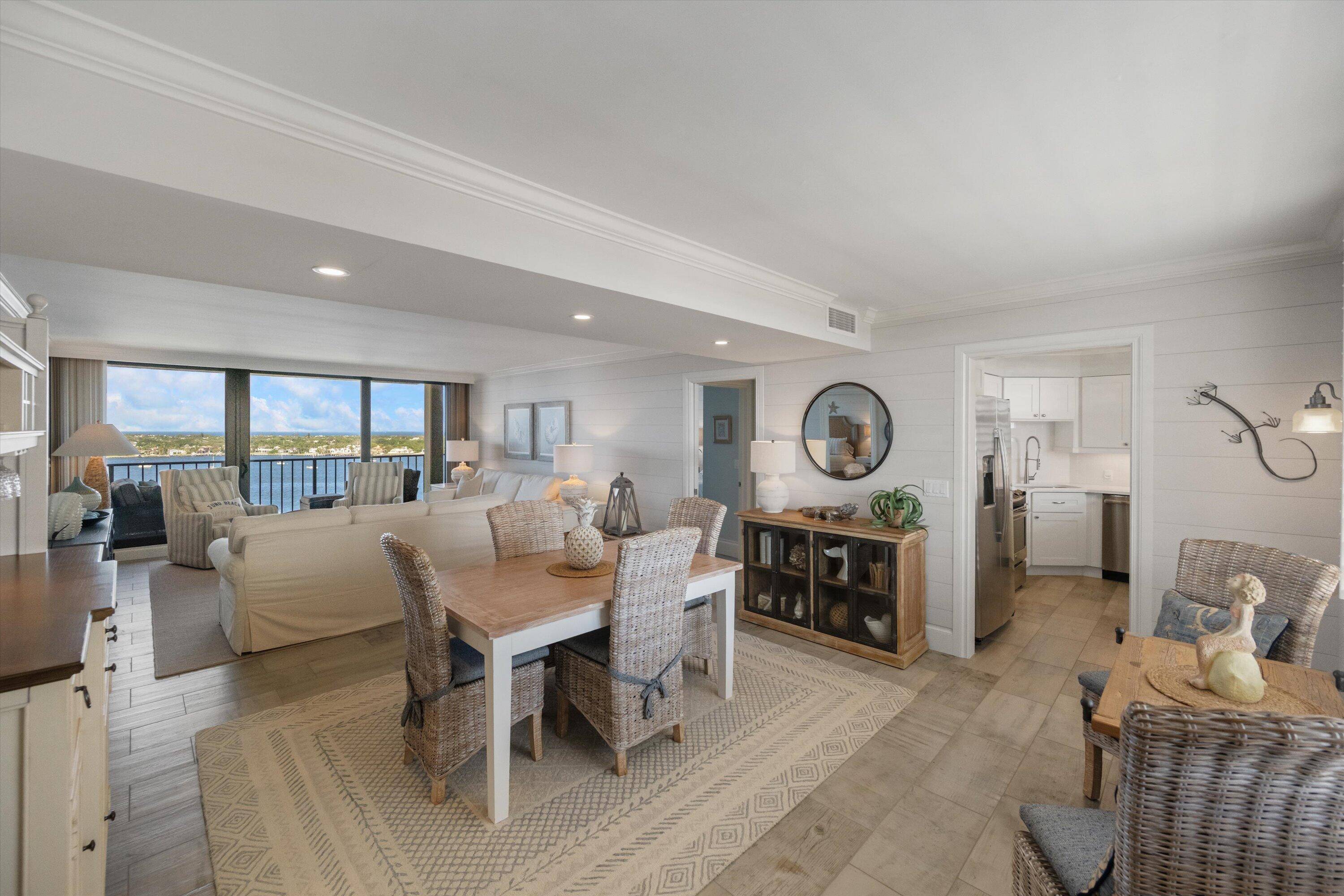 INCREDIBLE OPPORTUNITY TO OWN A BEAUTIFUL PENTHOUSE CONDO IN OLD PORT COVE.