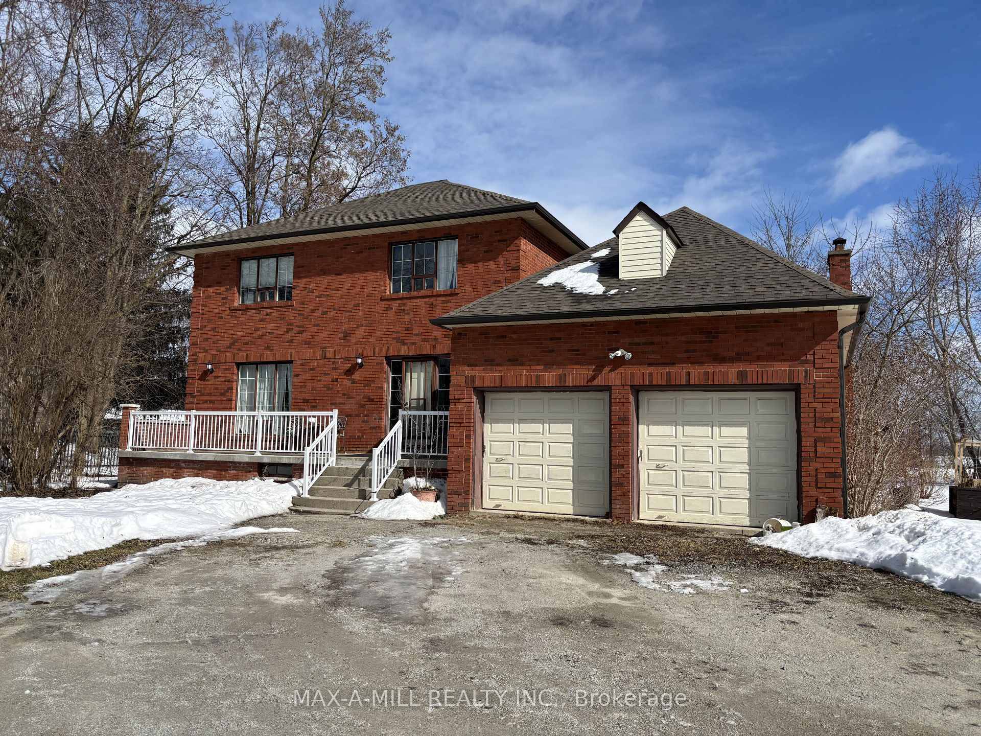 Located in Hornby, North side of Steeles Ave.