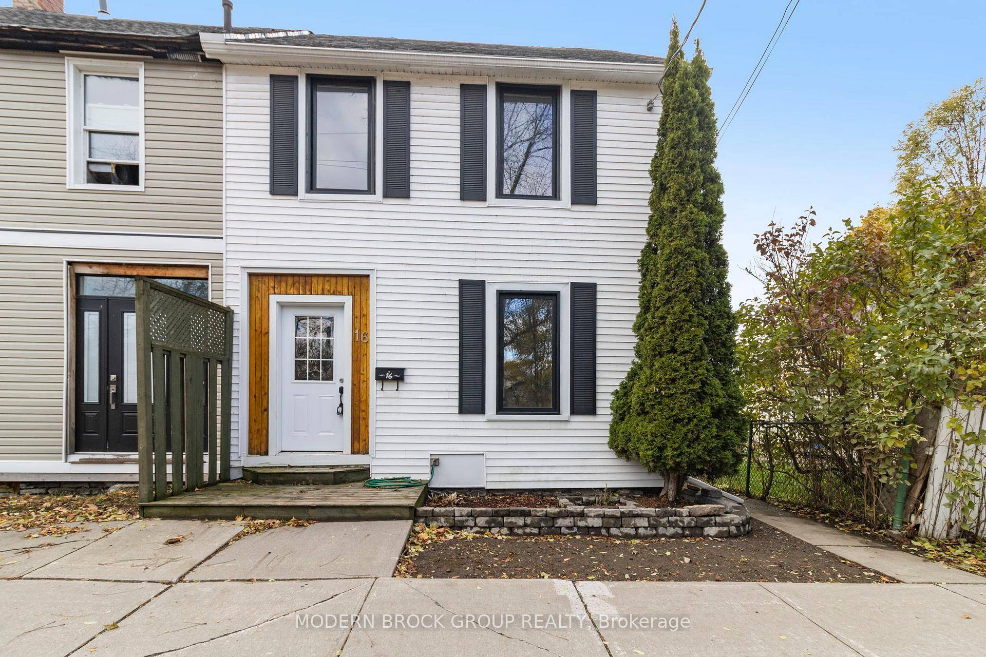 This bright and spacious 3 bedroom, 1 bathroom semi detached home offers the perfect blend of character, walkability, and convenience.
