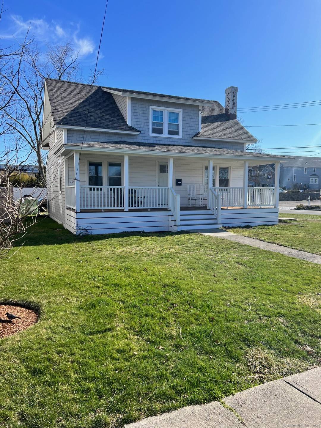 Spend the month of August at a desirable Long Island Sound Location !