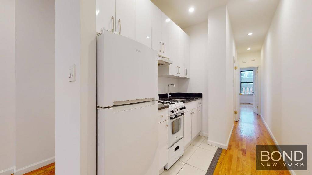 Spacious 2 bedroom in prime East Village.