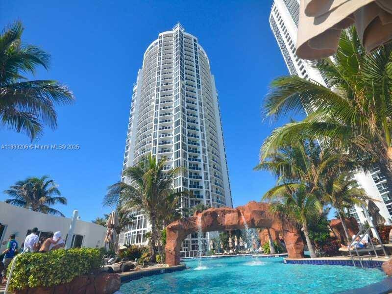 Trump International Beach Resort in the heart of Sunny Isles, Best amenities condo hotel in the area !