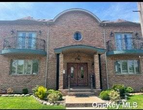 Welcome to this exquisite Colonial style home, meticulously maintained and offering a perfect blend of classic charm and modern elegance.