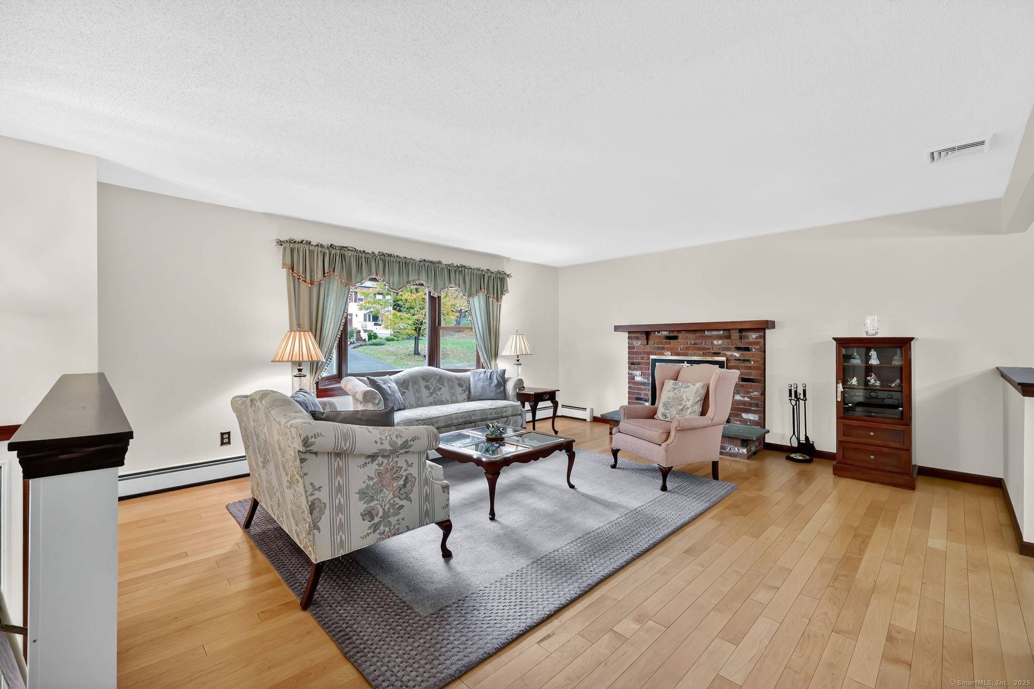 Welcome to Your Immaculately Maintained Raised Ranch Discover this beautifully kept 3 4 bedroom, 2 full and one half bath Raised Ranch, just steps away from the brand new Eli ...