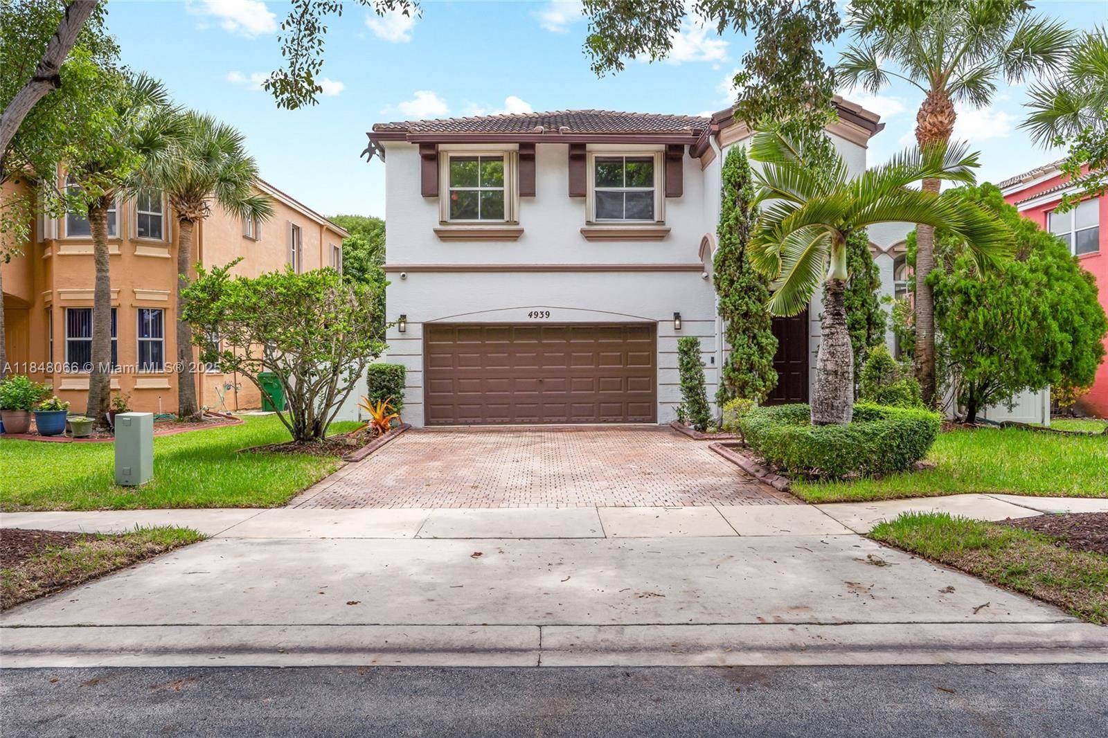 Beautiful 4BR 3BA home in the gated, resort style community of Riviera Isles.