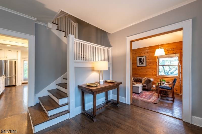 Offering 4 bedrooms, 3. 1 baths, a finished basement, finished third level and an oversized landscaped yard, 82 Oakland Road delivers scale, updates and a excellent flexibility.