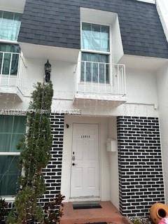 Just Reduced ! Spacious Renovated Corner Townhome No HOA !