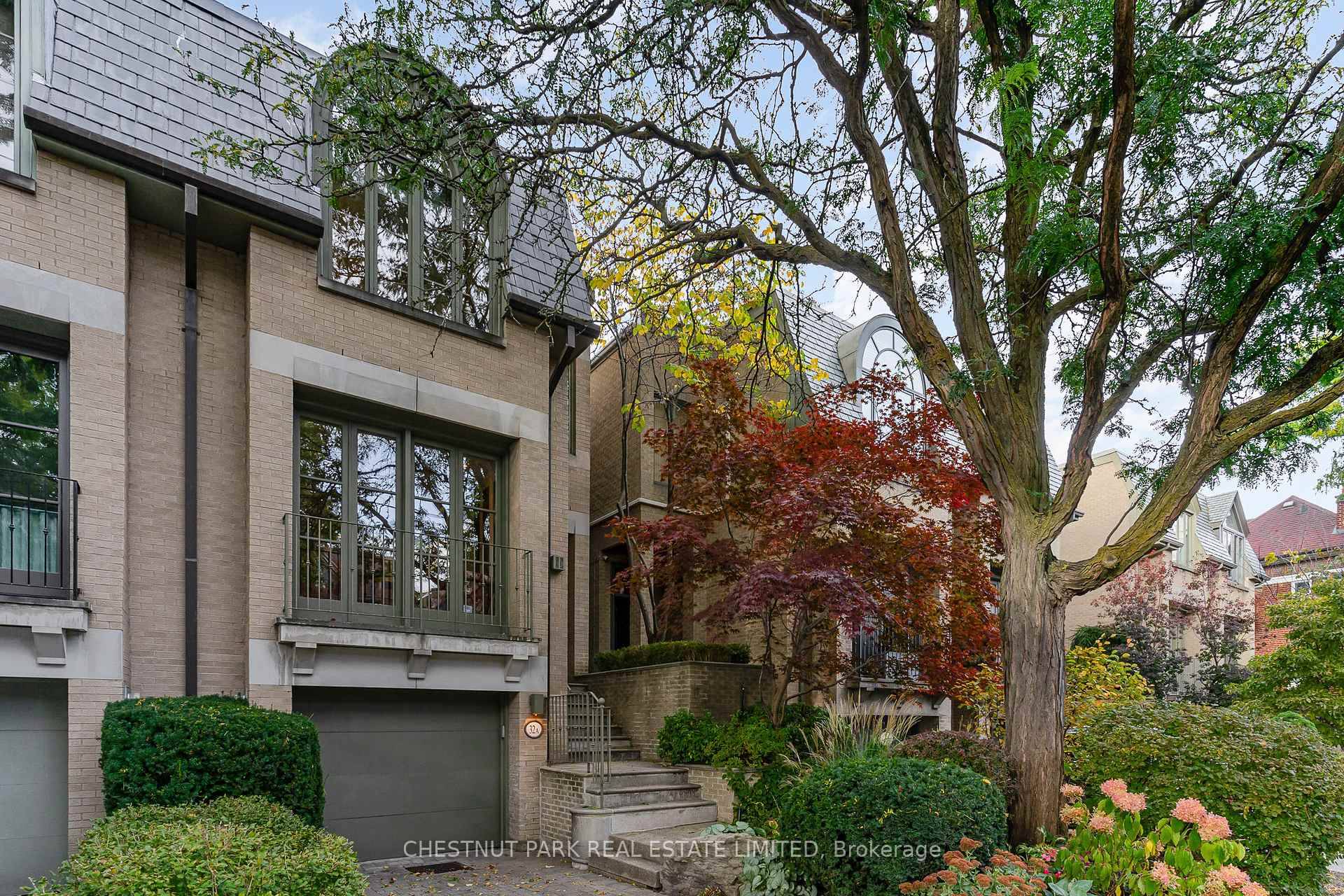FANTASTIC HOME FOR DOWNSIZING OR SMALL FAMILY, Coveted Exclusive YONGE ST.