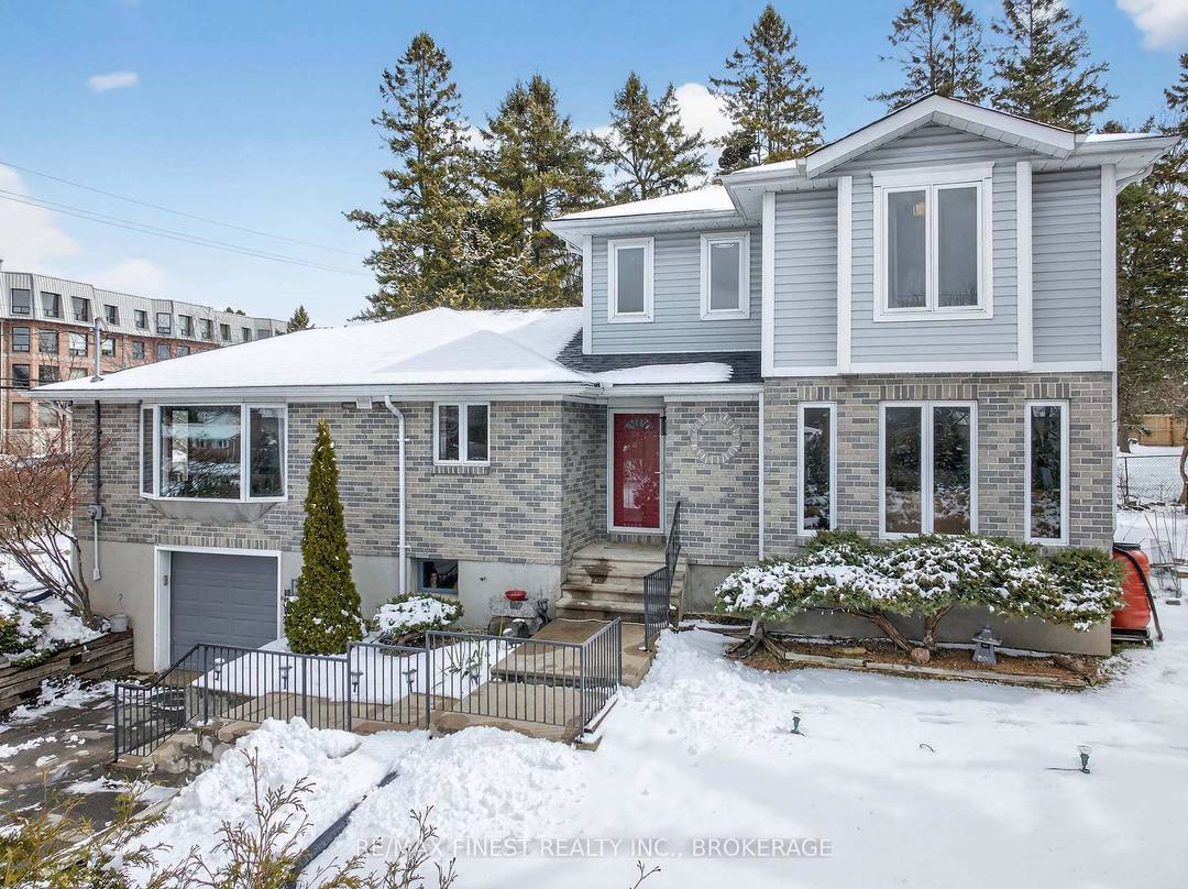 Welcome to 757 Front Road.