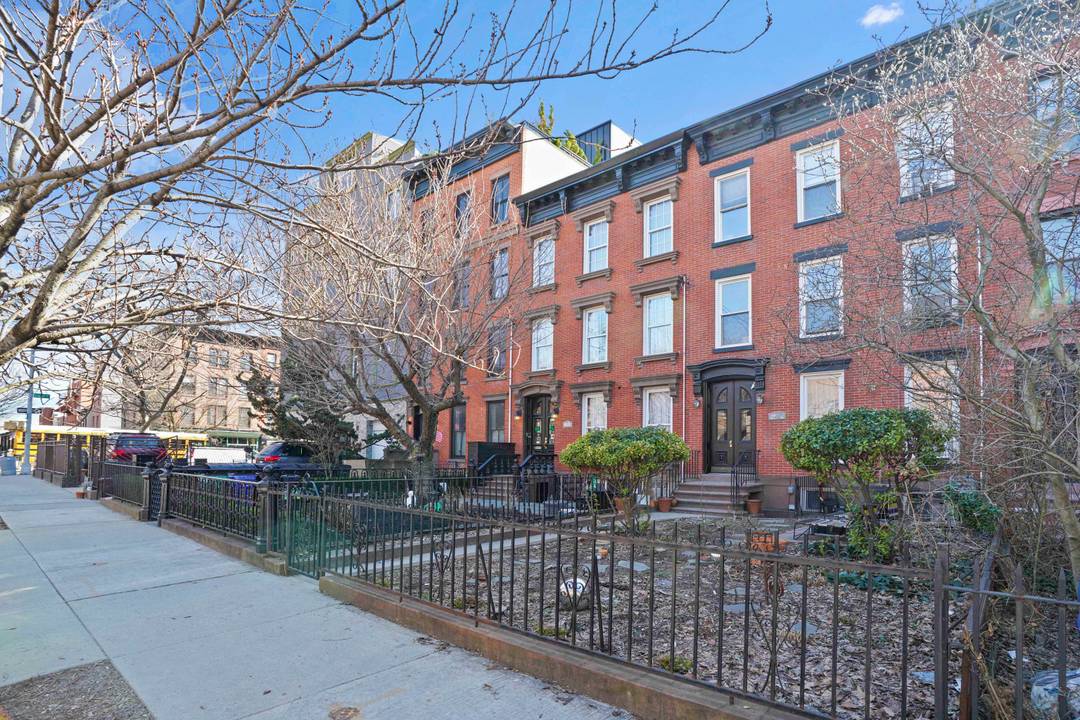 92 4th Place A Century of History Awaits Your Vision Asking Price 2, 879, 000 First Open House By Appointment Only scheduled for April 12th from 2 00 4 15 ...