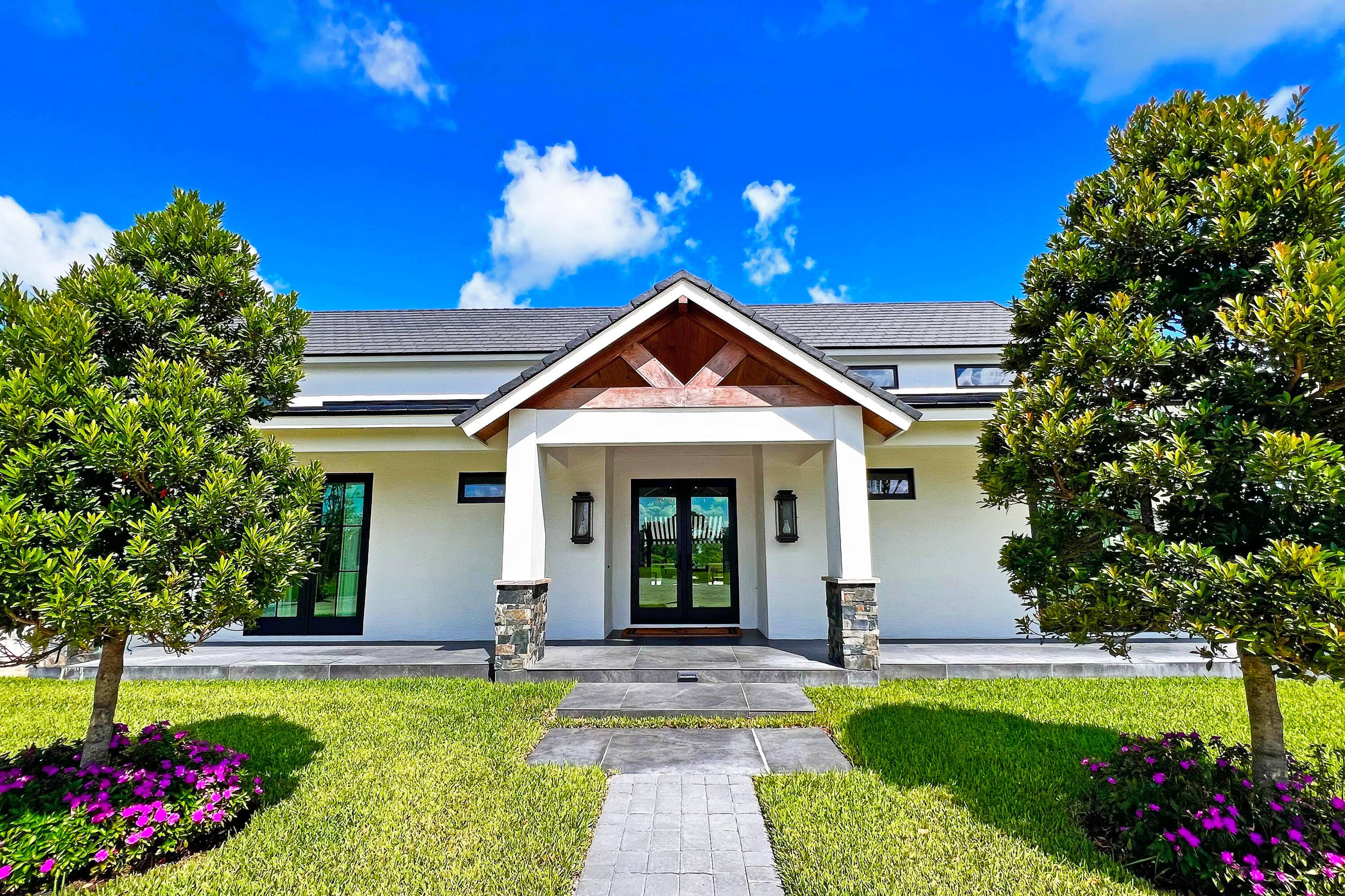 Property Located in Martin County, not Okeechobee SEE DOCUMENTS.