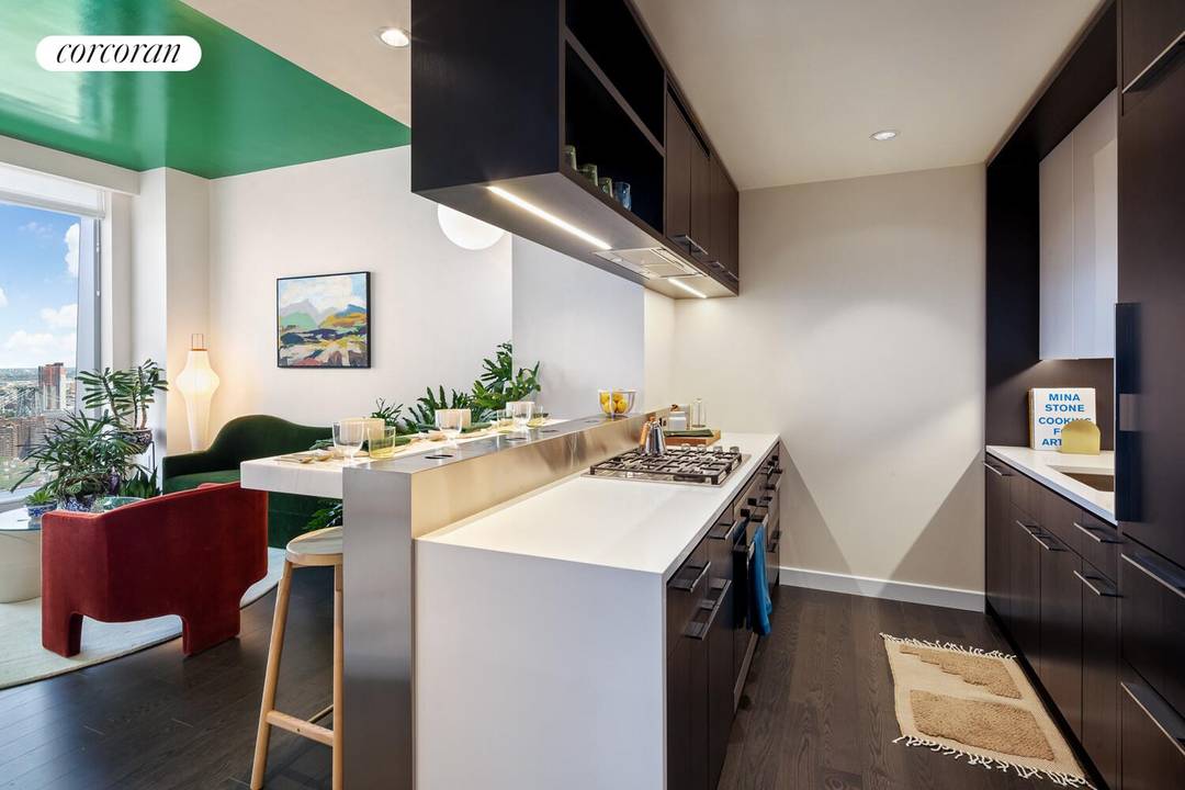 ONE MANHATTAN SQUARE OFFERS ONE OF THE LAST 20 YEAR TAX ABATEMENTS AVAILABLE IN NEW YORK CITY Residence 45F is a 722 square foot one bedroom, one bathroom with an ...