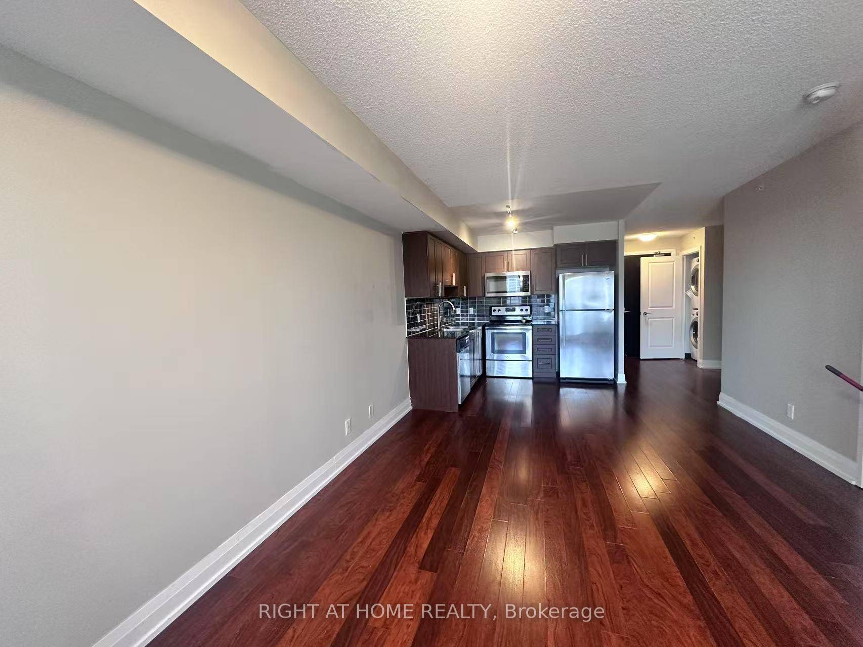 Luxury Royal Gardens Condo At Center Of Richmond Hill.