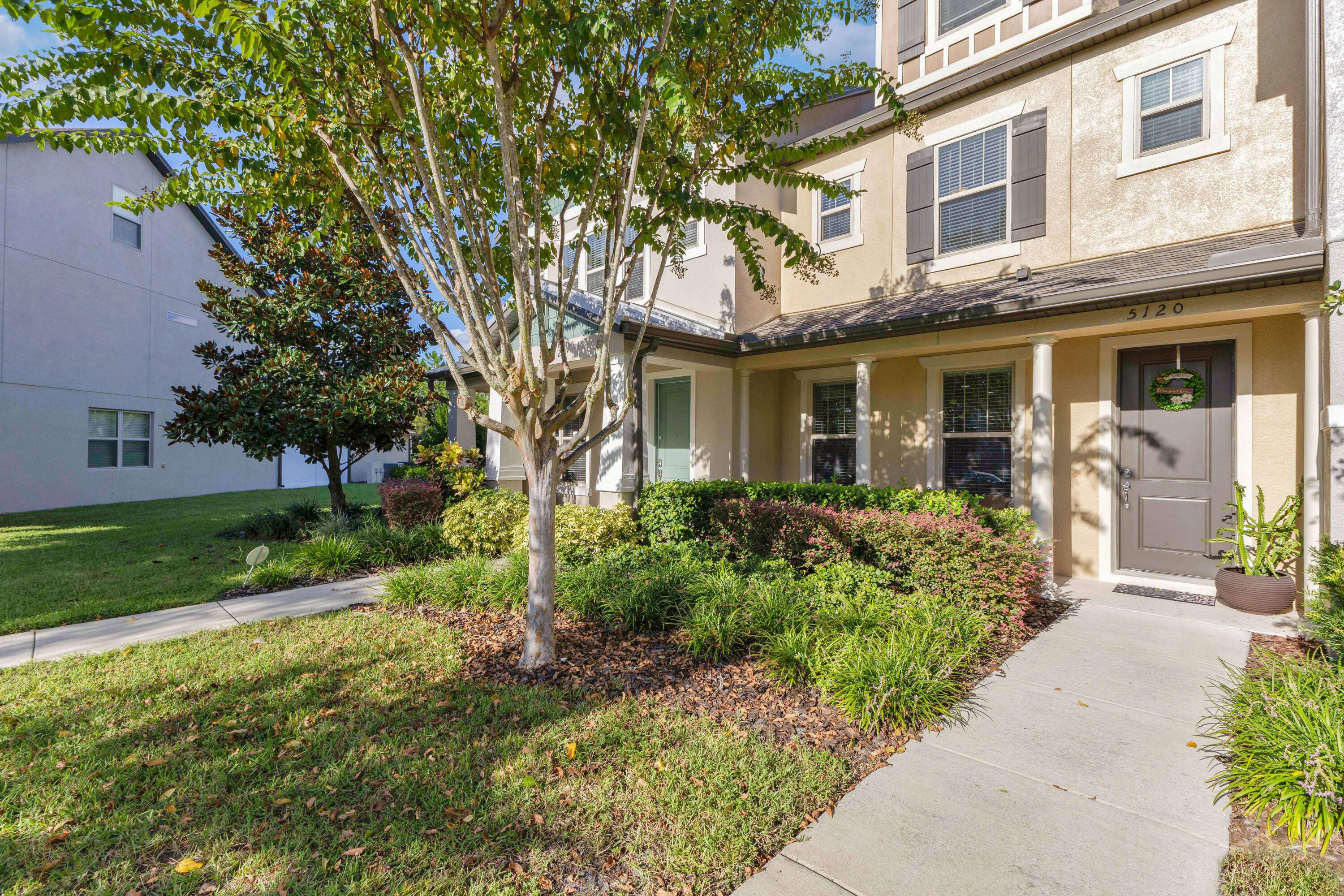 10, 000 Buyer Closing Credit !