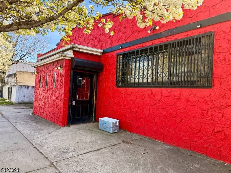 Great opportunity to own a mixed use commercial building in an up and coming area with strong value add potential.