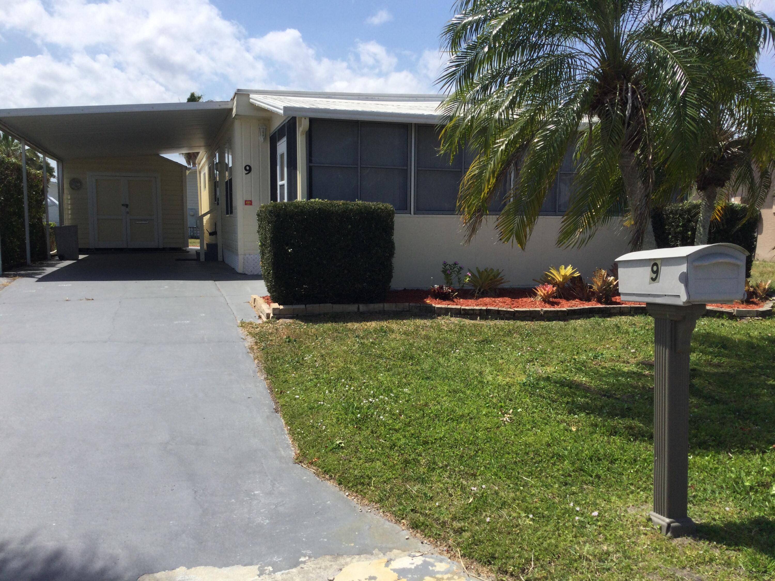 Magnificient and meticulously maintained turnkey home on Cul de sac in the Spanish Lakes One Community.