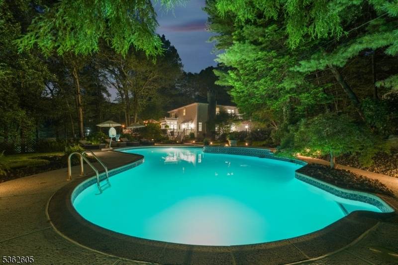 Stony Brook Rd Montville Twp. New Jersey Single-Family