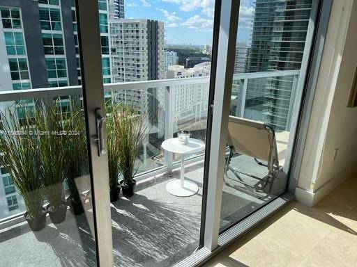 Amazing Studio, model unit, professionally designed, nice view.