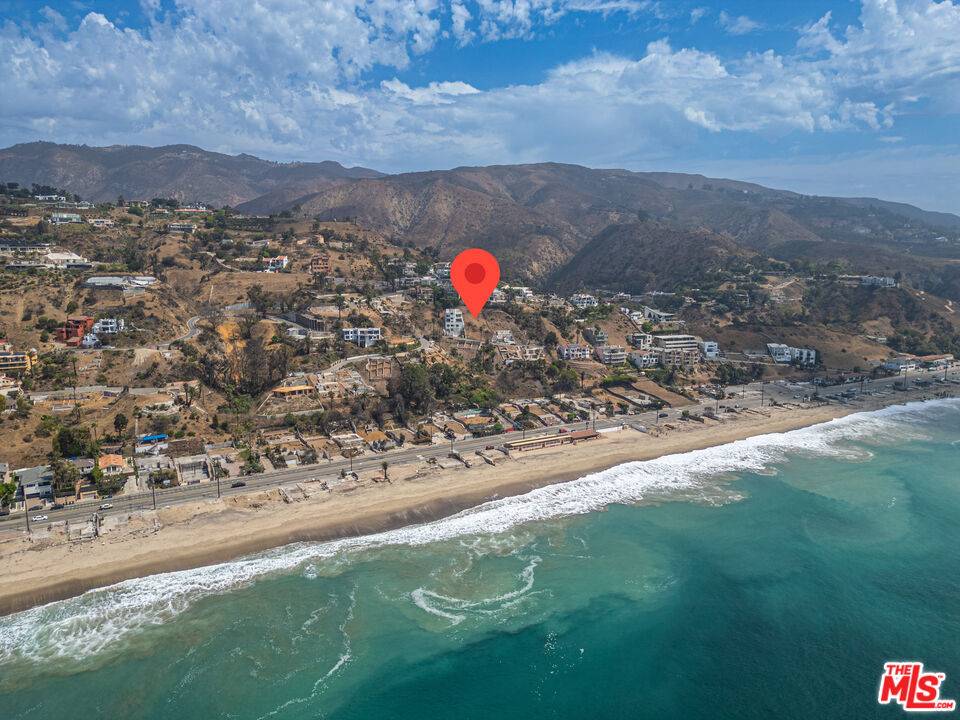 21415 Rambla Vista Malibu La