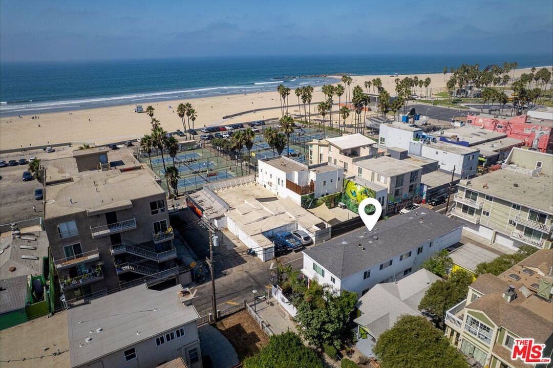 11   20th Ave 7BR Marina Del Rey La