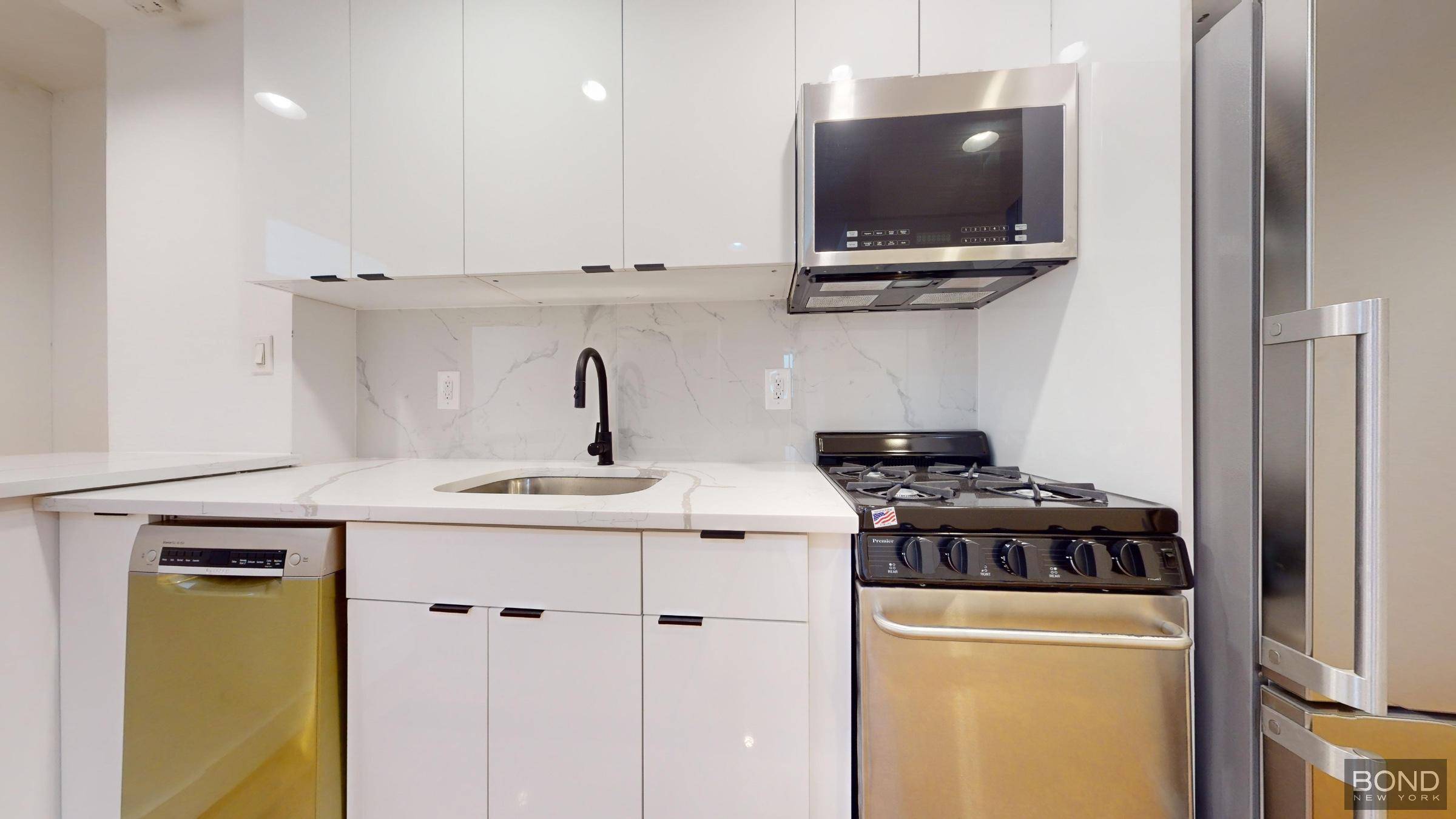 Renovated 3 bedroom with a washer dryer in unit.