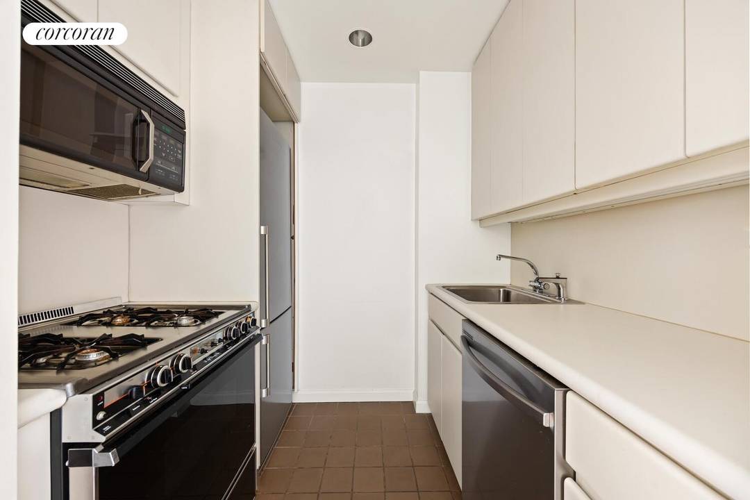 Bright and spacious 1 bedroom, 1 bathroom apartment at 100 United Nations Plaza, one of Midtown East's premier white glove condominium buildings.