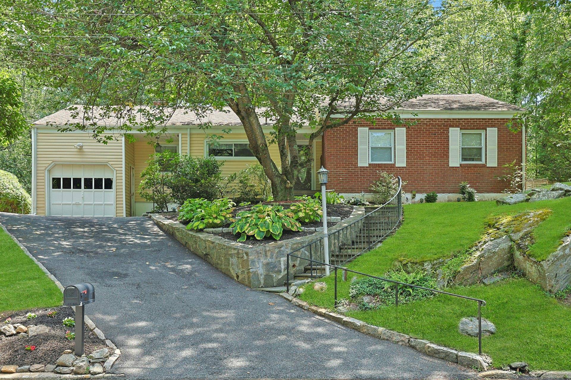 Discover the perfect blend of comfort, community, and convenience in Bayberry, New Rochelle's most sought after neighborhood.