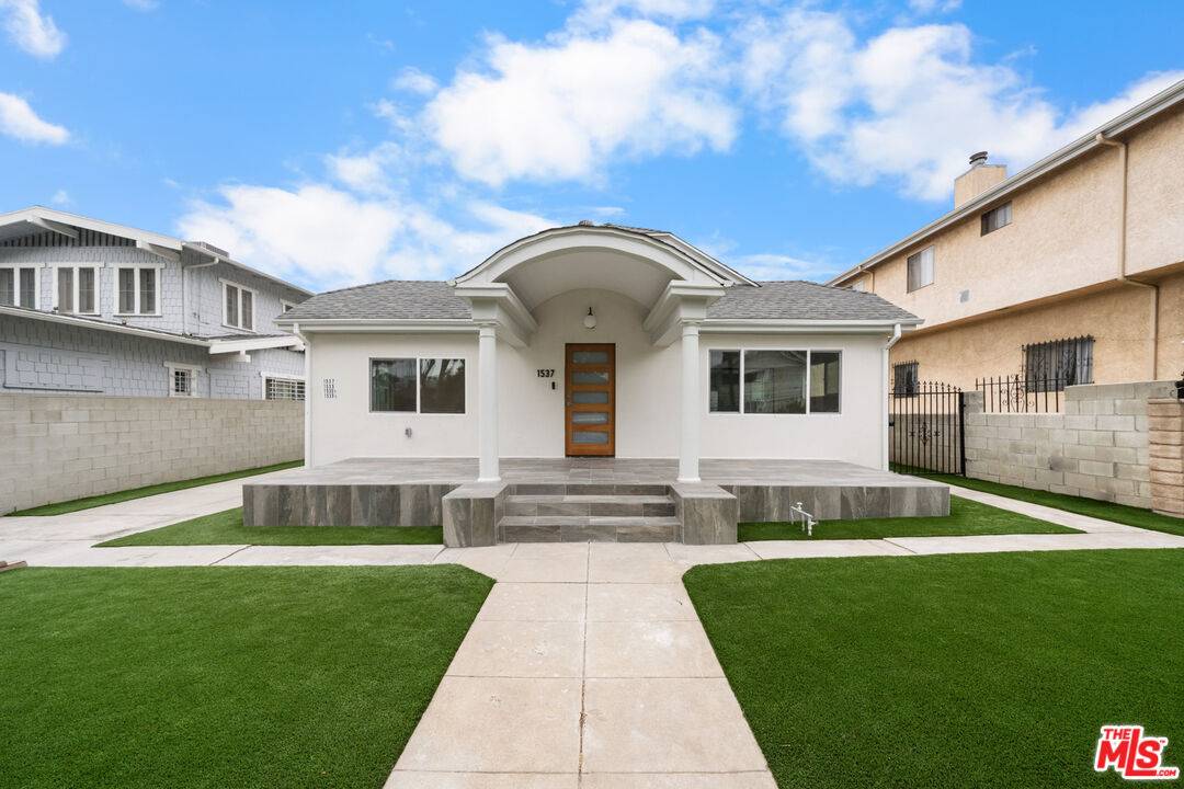 1537  N Kingsley Dr 4BR Hollywood Hills East La