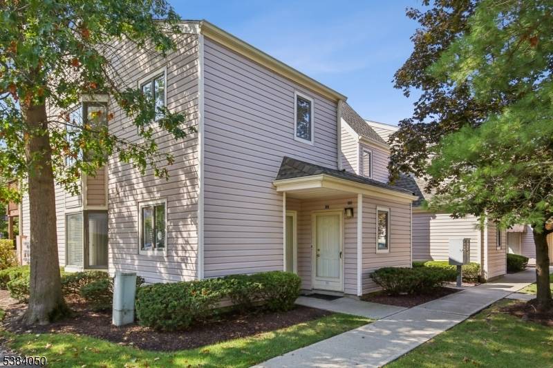 Welcome to Campagna at Montville, a highly sought after 55 community offering comfort, style, and convenience.