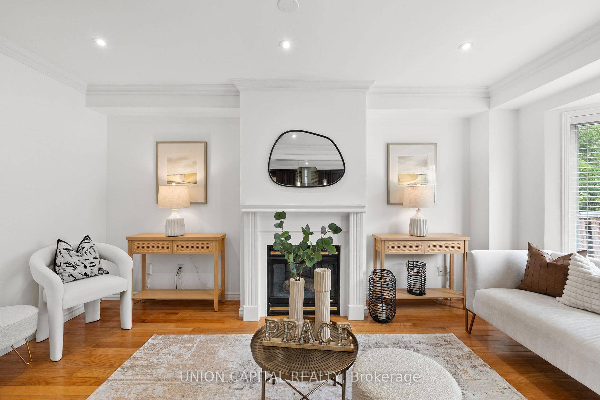 Most Affordable amp ; Best Price in West Woodbridge Welcome to 25 Milano Avenue, a stunning detached family home in the heart of West Woodbridge !