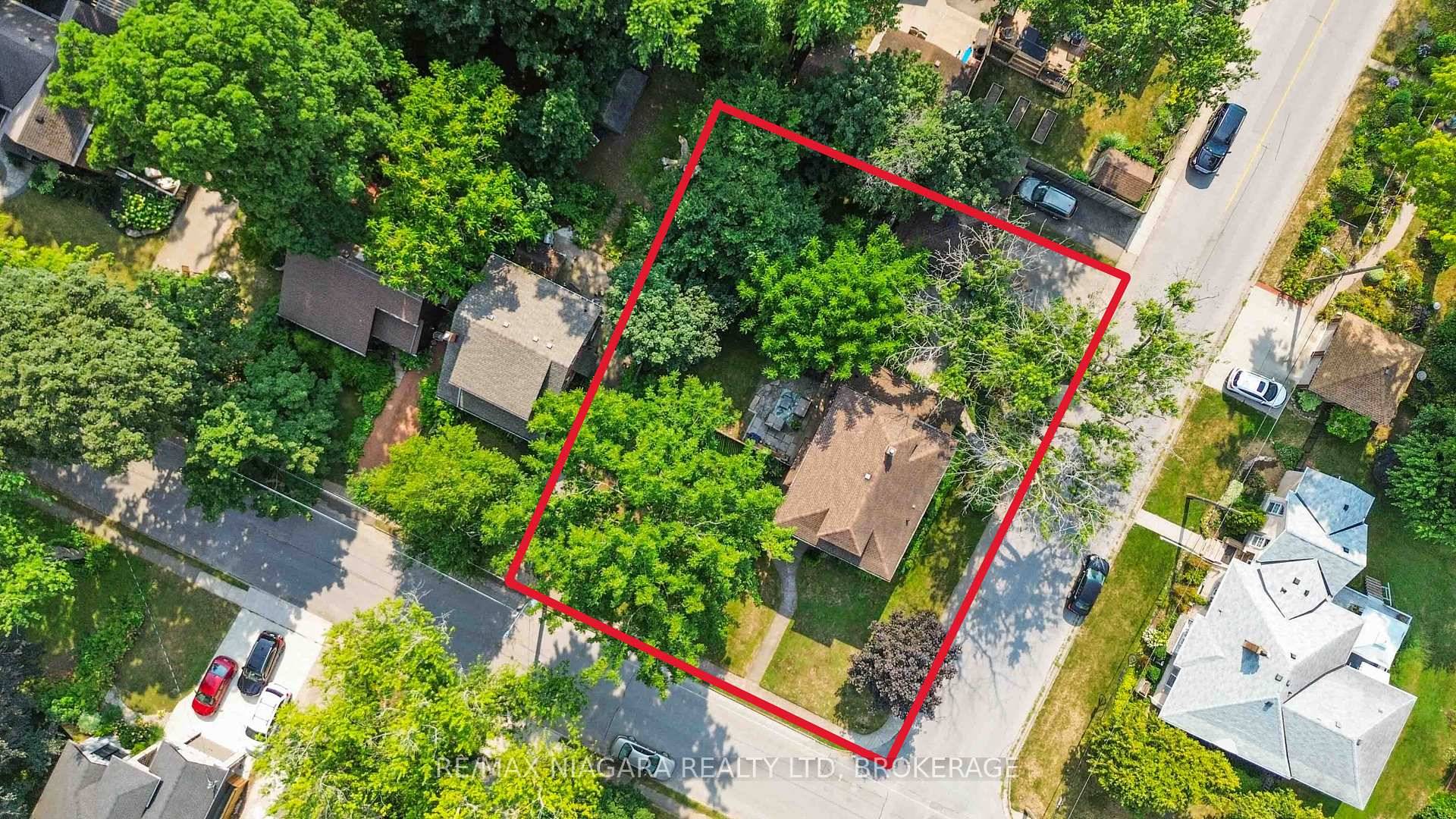 Welcome to 6275 Pine Grove Avenue.
