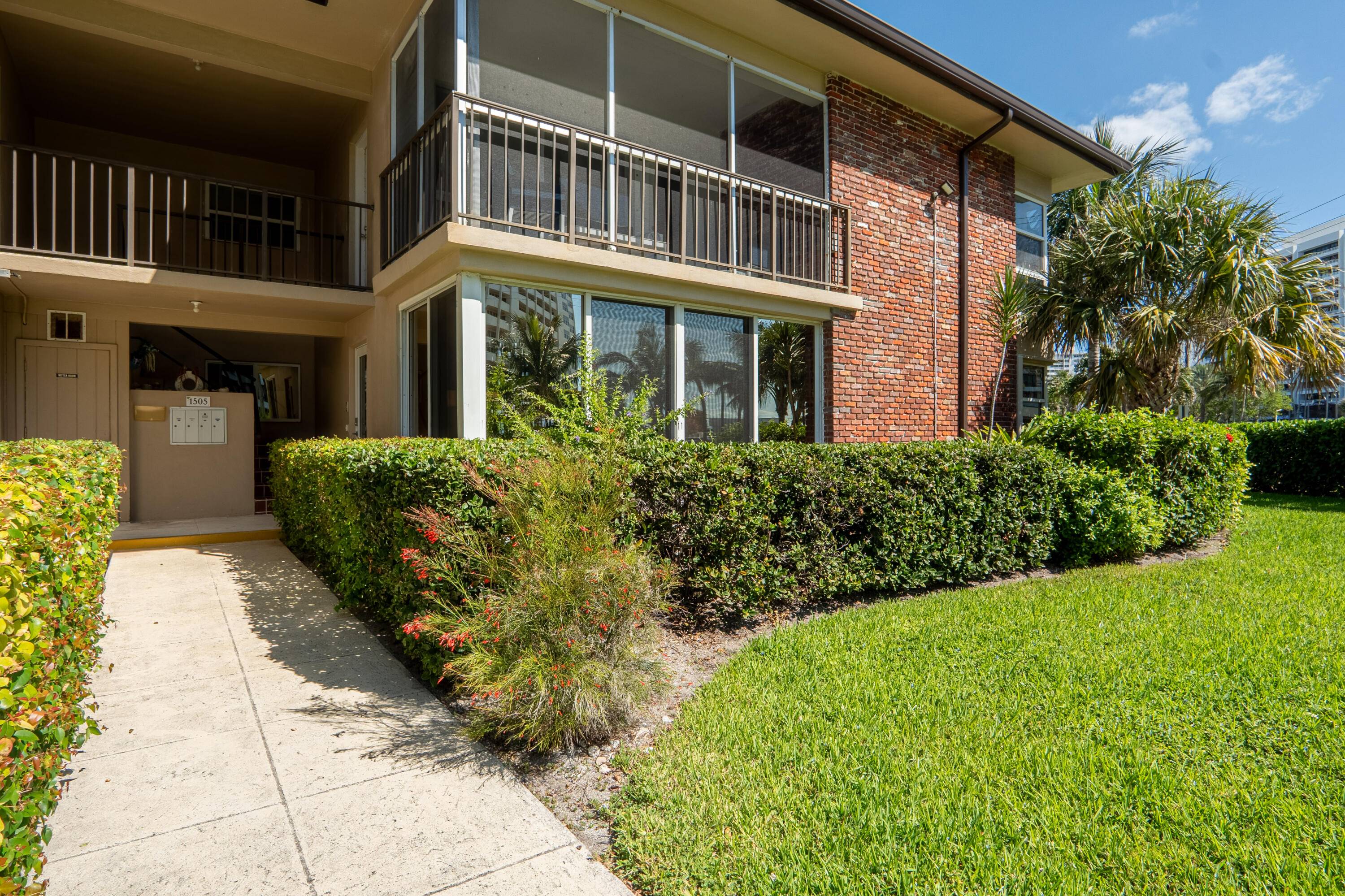 Adorable 55 1st Floor unit in a boutique development across the street from the beach in the heart of Boca.
