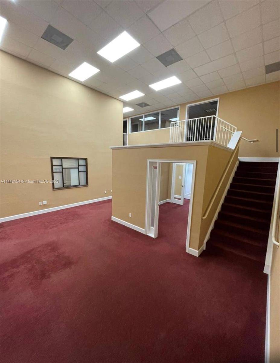 This turn key professional office space offers a total of 2047 sqft providing ample room for productivity growth in a prime location !