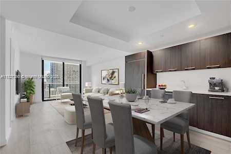 Welcome to your next luxury home in the center of Brickell Miami.