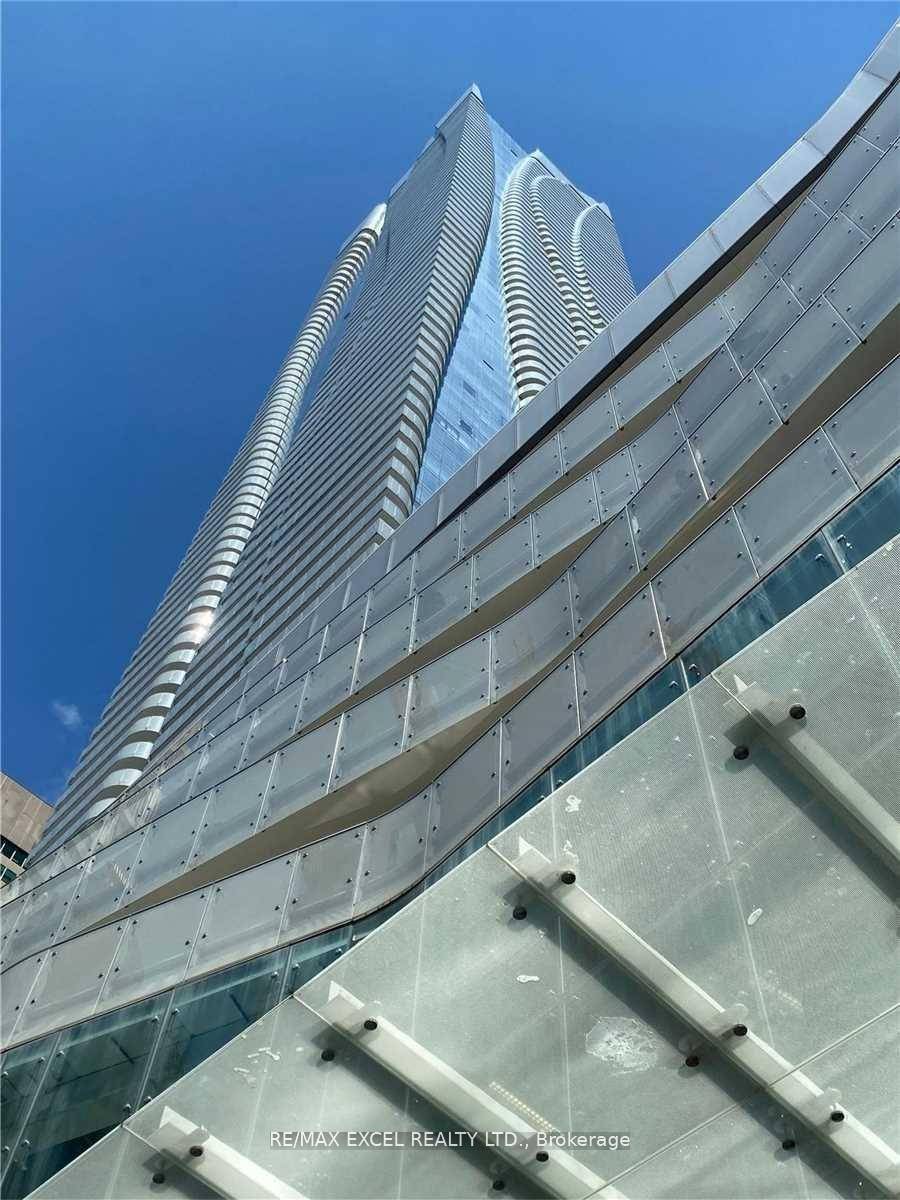 One Bloor Stunning One Plus One Unit On 26th Floor.