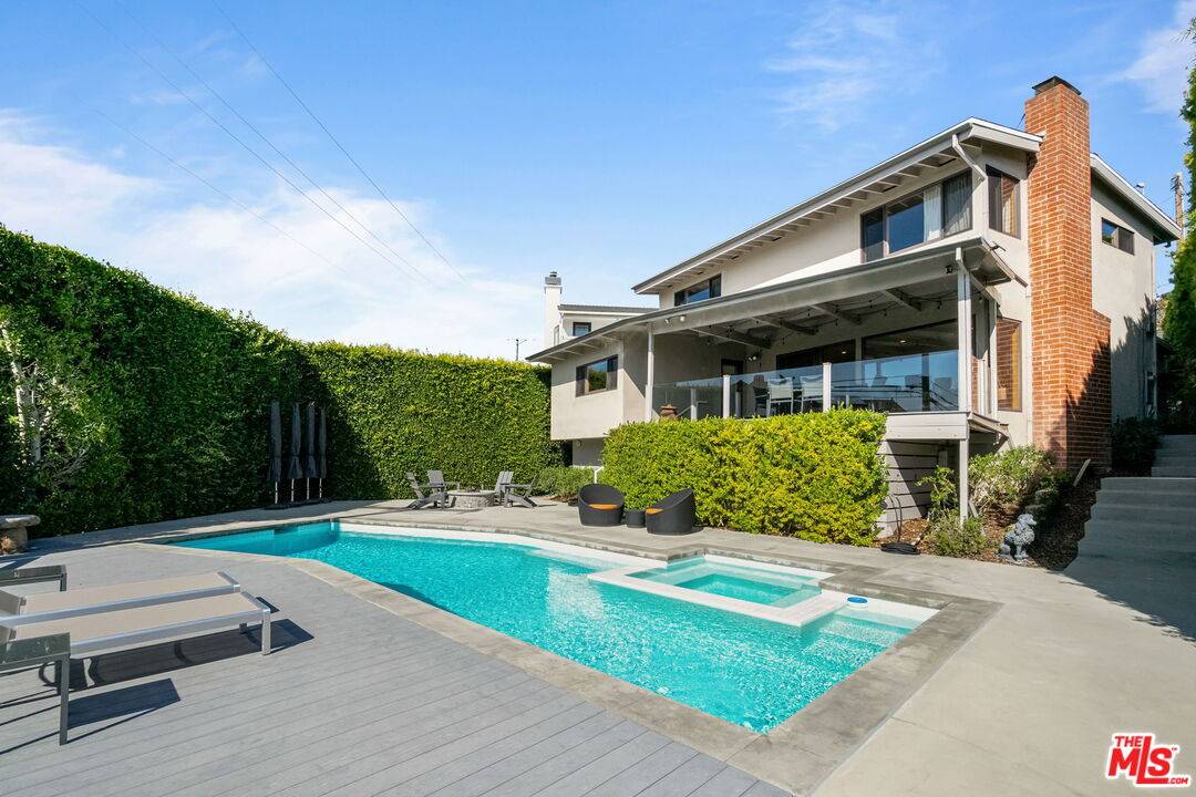 275   Amalfi Dr 4BR Santa Monica La