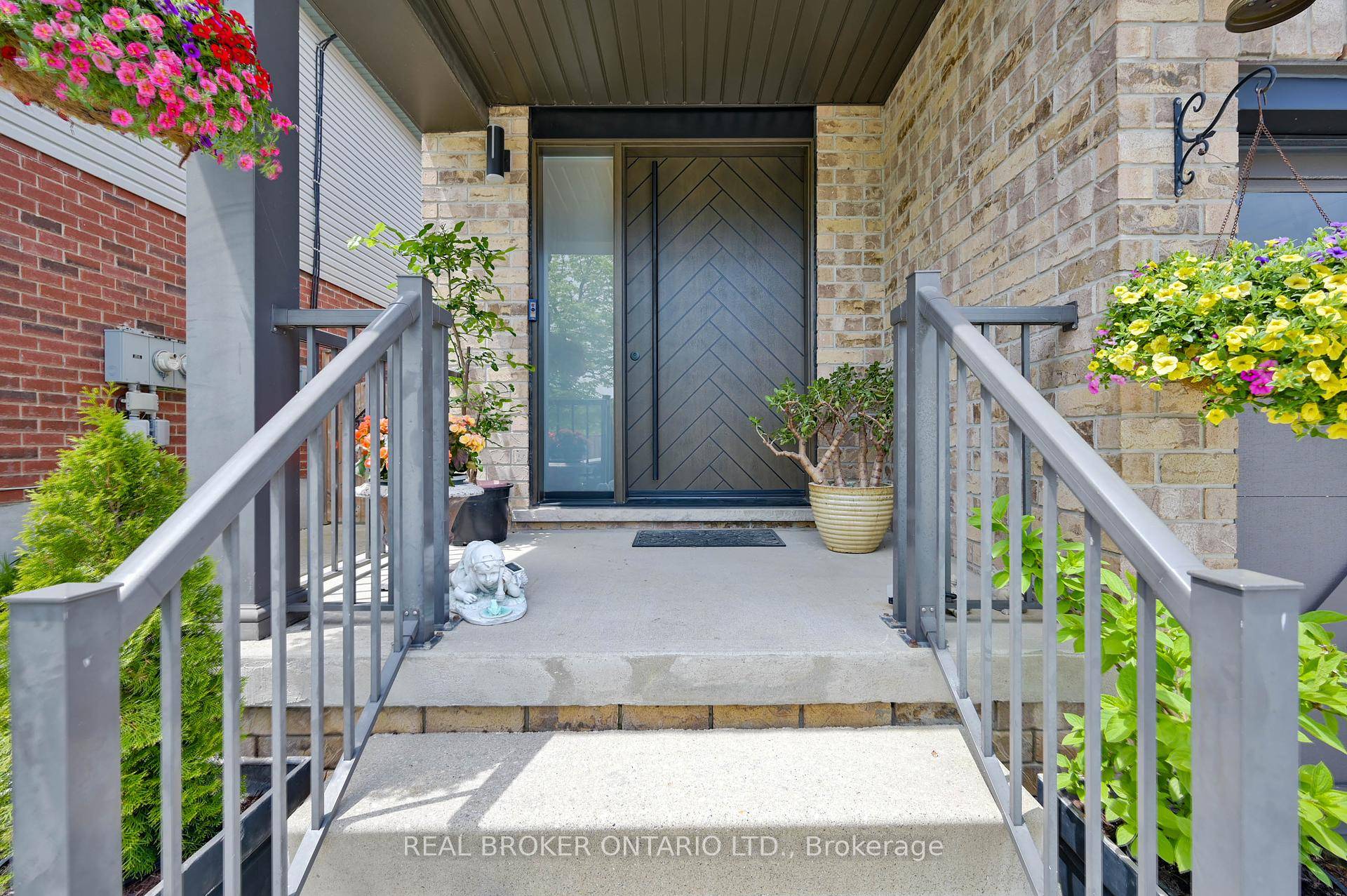 Tucked away on a quiet, family friendly court in the prestigious West Laurentian neighbourhood, 904 Magdalena Court is a showpiece of thoughtful design, quality craftsmanship, and stunning renovations.