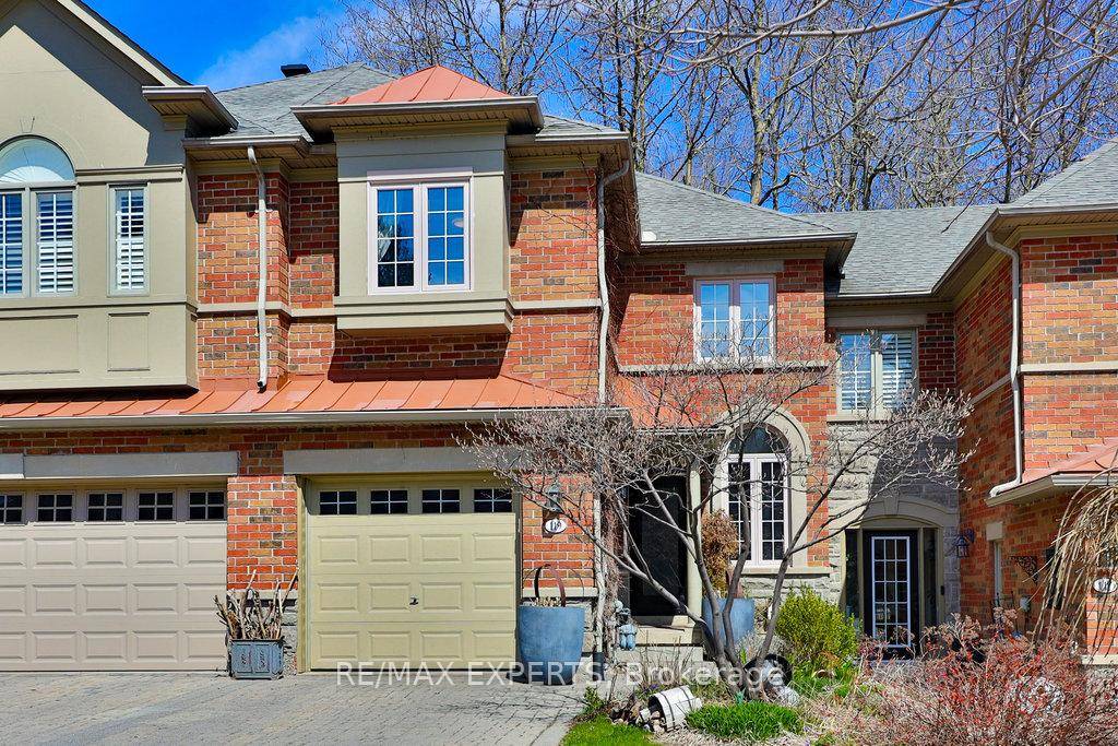 Style, sophistication and a rare opportunity to own a home at the end of a quiet court with a 185 ft deep lot backing onto forested ravine.