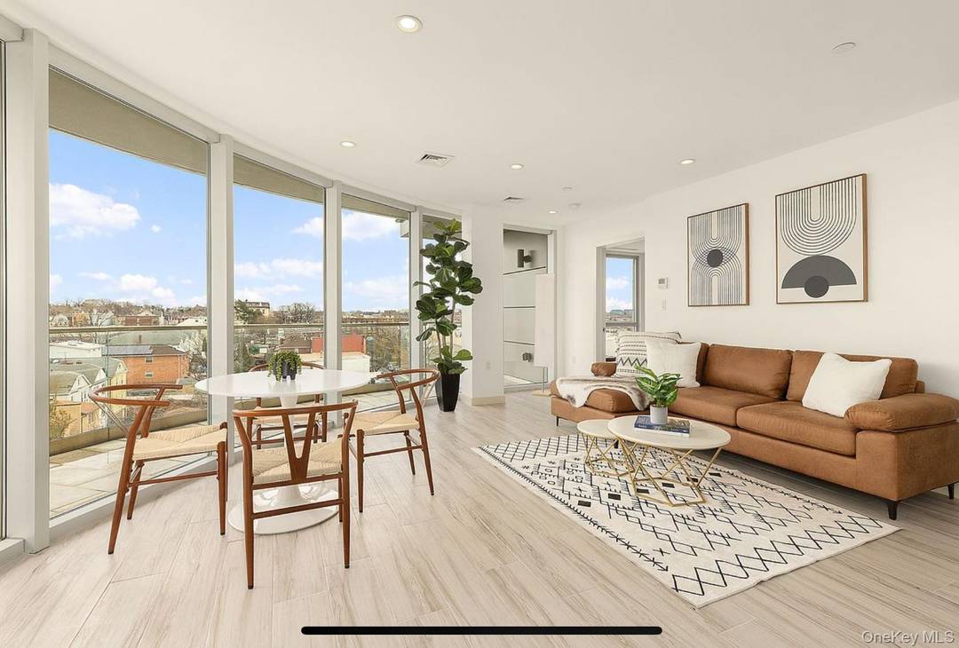 Amazing skyline view, spacious bathrooms, private courtyard.