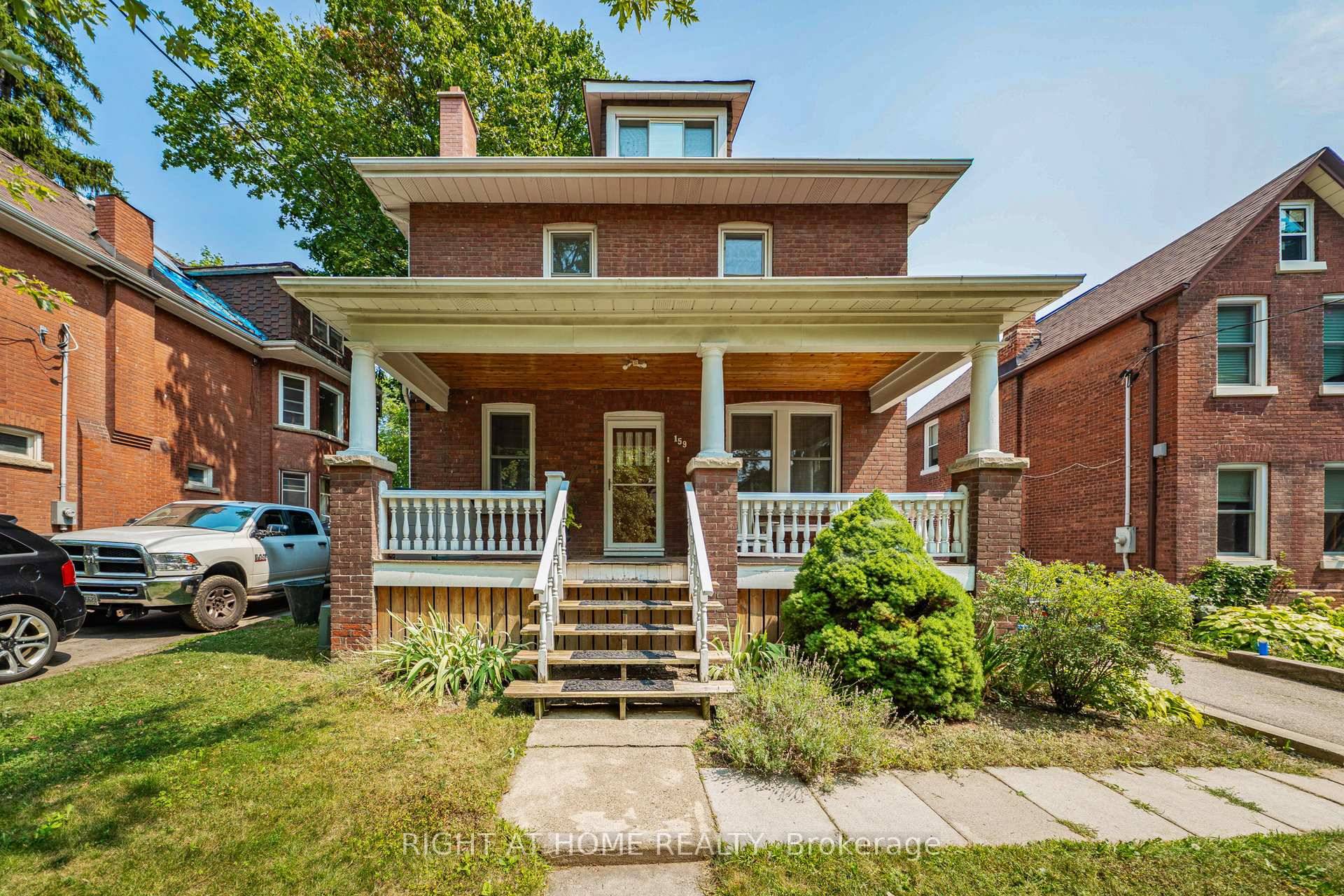 This Stunning family size ARTS 7 CRAFT, 2 1 2 storey, 4 bedroom plus home sits on a large lot in the Heart of Old Weston Village.