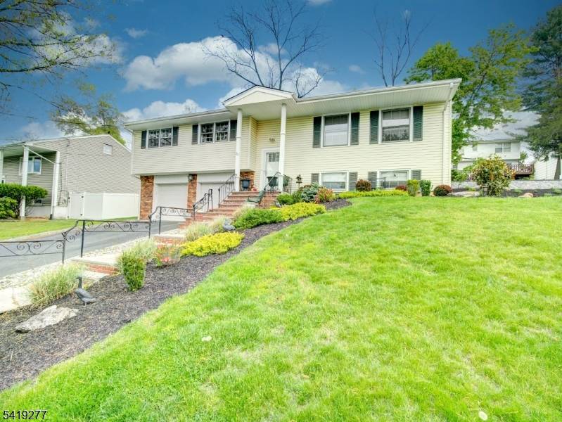 Nestled in the highly sought after Englishtown section of West Orange, this fabulous 4 bedroom residence offers a spacious primary suite, expansive living areas with hardwood floors throughout, and an ...