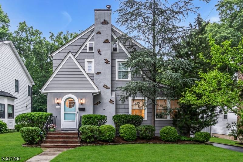 Welcome to this timeless Colonial in one of Westfield's most loved neighborhoods where charm, comfort, convenience come together.